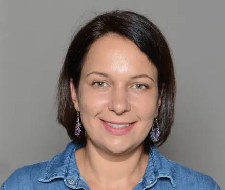 Dr Alexandra Vasile